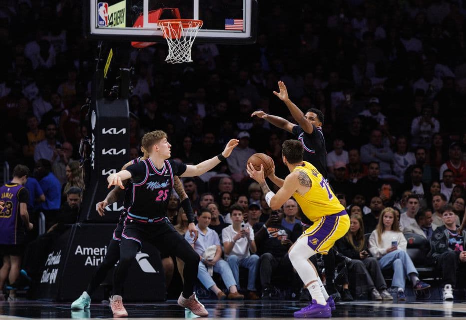 Doncic anota 60 puntos mientras Lakers dominan la NBA