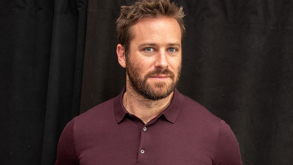 Armie Hammer regresa al cine riéndose de sus acusaciones